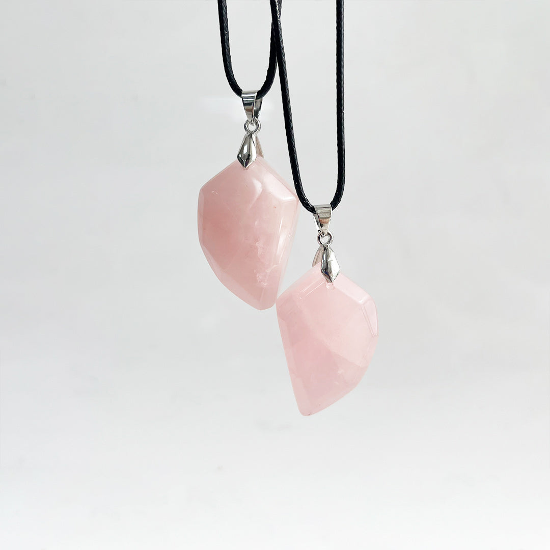 Natural crystal couple pendant